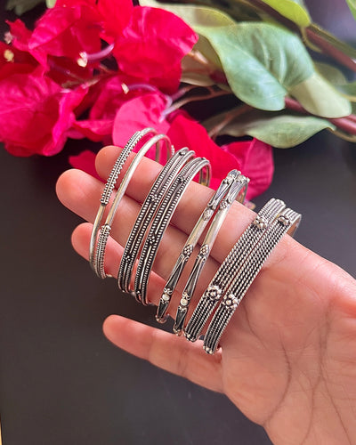 Nazaqat Silver Bangles (2.2) (Pair)