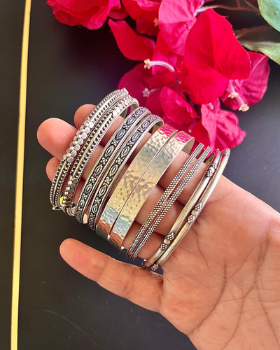 Nazaqat Silver Bangles (2.6) (Pair)