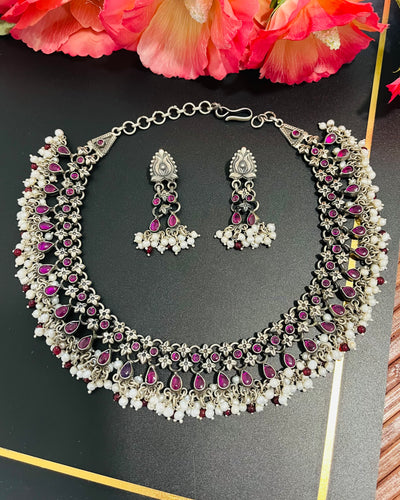 Ambi Necklace with Earrings