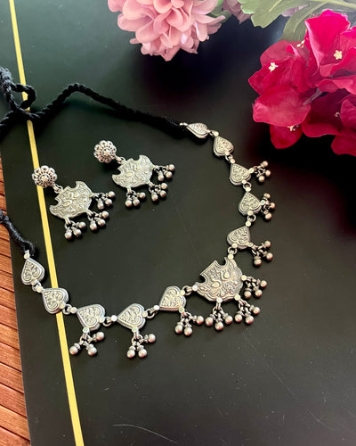 Mayil Necklace with Earrings