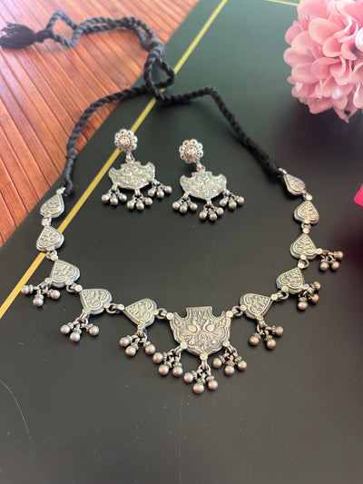 Mayil Necklace with Earrings